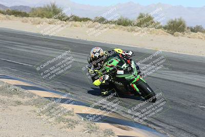 media/Dec-04-2025-Racers Edge (Thu) [[5ebc9f124d]]/3-B Group/7-Session 4 (Turn 10 Inside)/